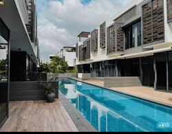 Alana (D28), Terrace #496014191